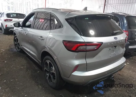 2024 Ford Escape St-Line Select z USA, uszkodzony, nr VIN 1FMCU9NA6RUA37448